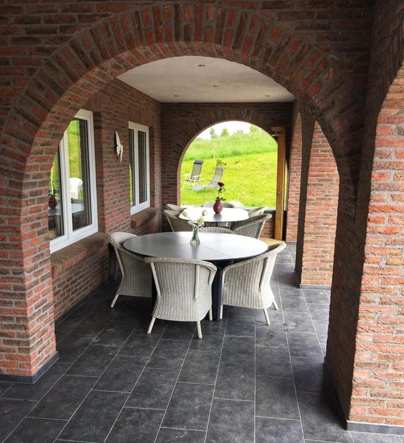 Damhills Apartments Bronowko Bagian luar foto